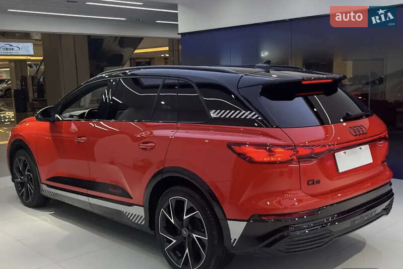 Внедорожник / Кроссовер Audi Q5 e-tron 2022 в Львове