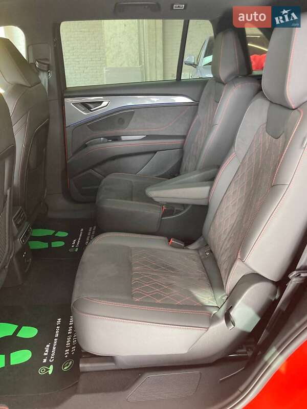 Внедорожник / Кроссовер Audi Q5 e-tron 2022 в Львове фото 23 Внедорожник / Кроссовер Audi Q5 e-tron 2022 в Львове