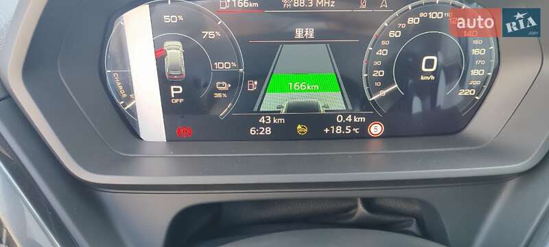 Позашляховик / Кросовер Audi Q5 e-tron 2024 в Києві