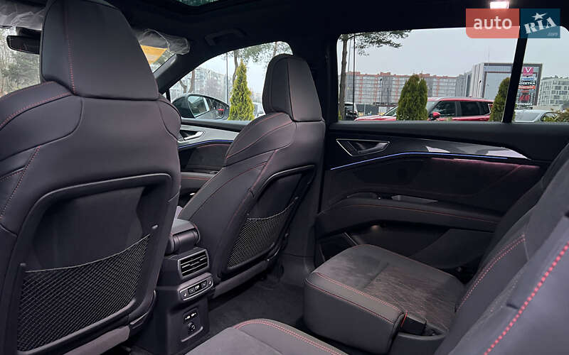 Внедорожник / Кроссовер Audi Q5 e-tron 2022 в Львове фото 24 Внедорожник / Кроссовер Audi Q5 e-tron 2022 в Львове