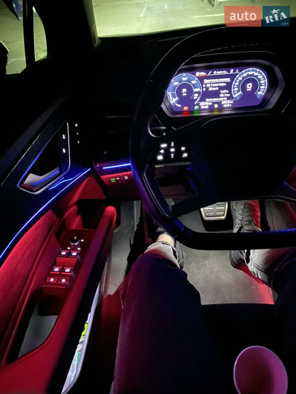 Внедорожник / Кроссовер Audi Q5 e-tron 2022 в Киеве фото 18 Внедорожник / Кроссовер Audi Q5 e-tron 2022 в Киеве