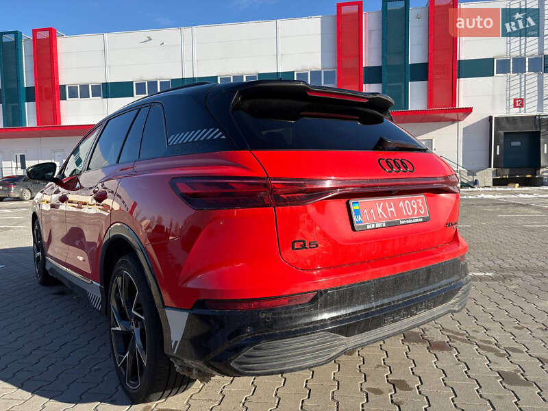 Внедорожник / Кроссовер Audi Q5 e-tron 2022 в Киеве фото 16 Внедорожник / Кроссовер Audi Q5 e-tron 2022 в Киеве