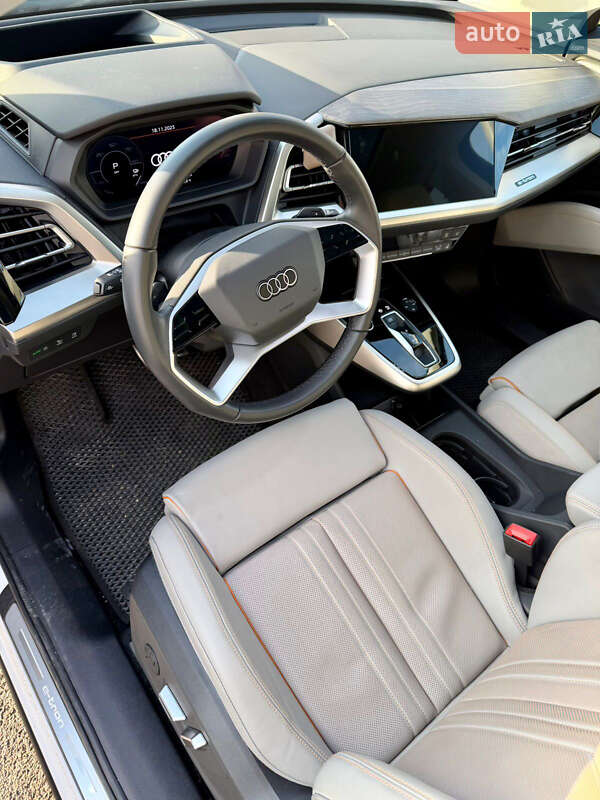 Внедорожник / Кроссовер Audi Q5 e-tron 2022 в Днепре фото 3 Внедорожник / Кроссовер Audi Q5 e-tron 2022 в Днепре