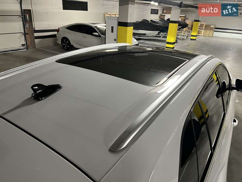 Внедорожник / Кроссовер Audi Q5 e-tron 2022 в Днепре