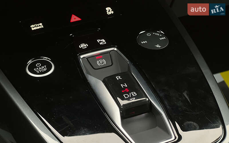 Внедорожник / Кроссовер Audi Q5 e-tron 2022 в Львове