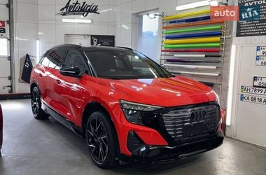 Внедорожник / Кроссовер Audi Q5 e-tron 2022 в Киеве