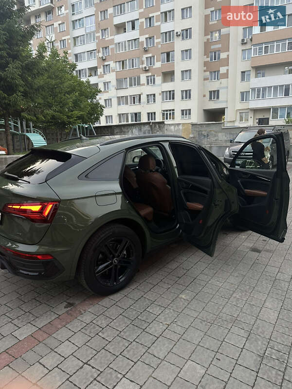 Внедорожник / Кроссовер Audi Q5 Sportback 2023 в Львове