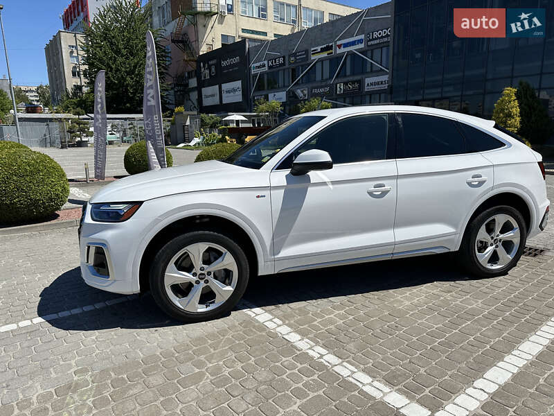 Внедорожник / Кроссовер Audi Q5 Sportback 2022 в Львове