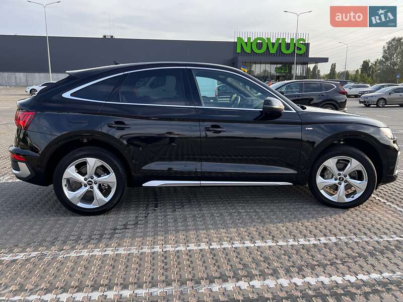 Внедорожник / Кроссовер Audi Q5 Sportback 2023 в Киеве