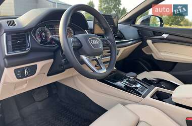 Позашляховик / Кросовер Audi Q5 Sportback 2023 в 