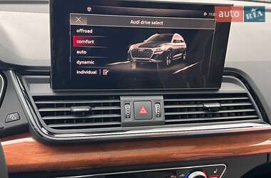 Позашляховик / Кросовер Audi Q5 Sportback 2023 в 