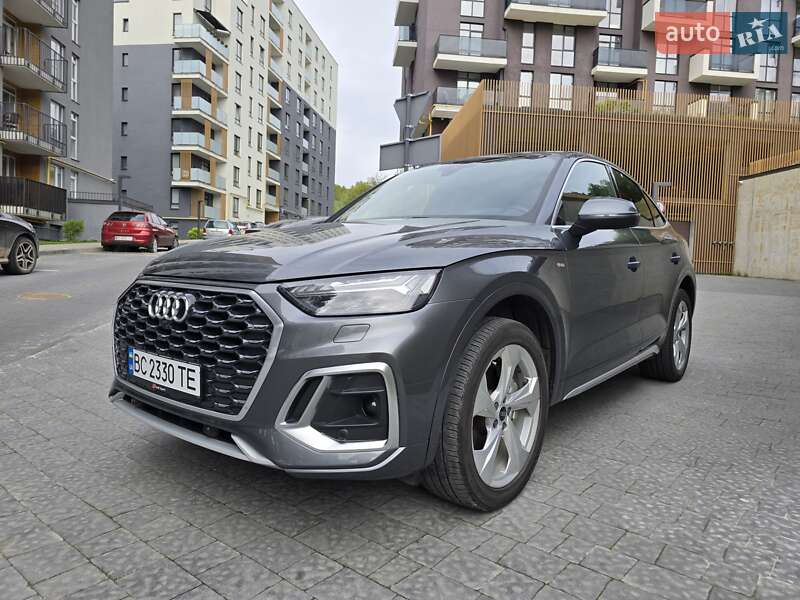 Внедорожник / Кроссовер Audi Q5 Sportback 2022 в Львове