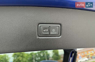 Внедорожник / Кроссовер Audi Q5 Sportback 2022 в 