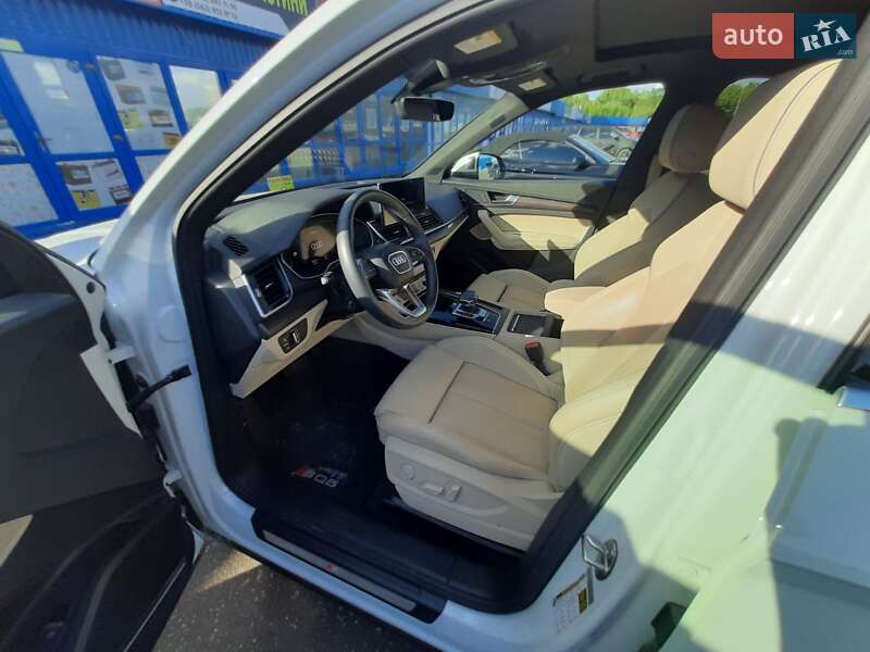 Внедорожник / Кроссовер Audi Q5 Sportback 2021 в Киеве