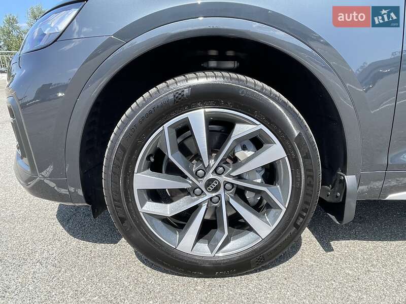 Позашляховик / Кросовер Audi Q5 Sportback 2022 в Києві
