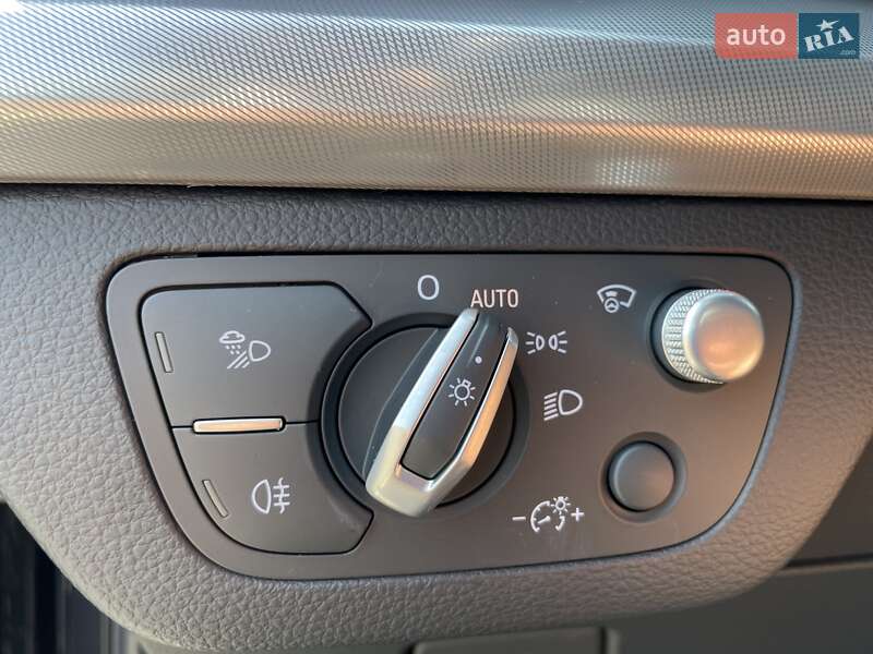 Позашляховик / Кросовер Audi Q5 Sportback 2022 в Києві