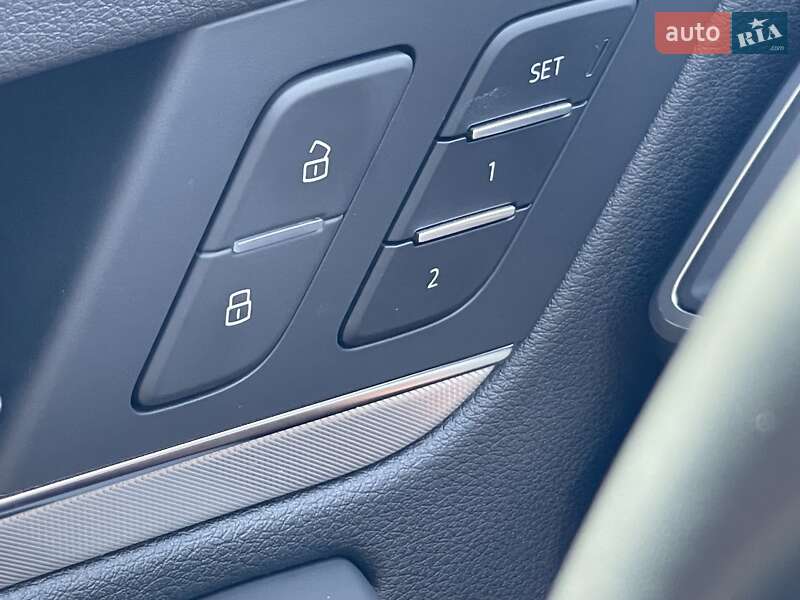 Позашляховик / Кросовер Audi Q5 Sportback 2022 в Києві