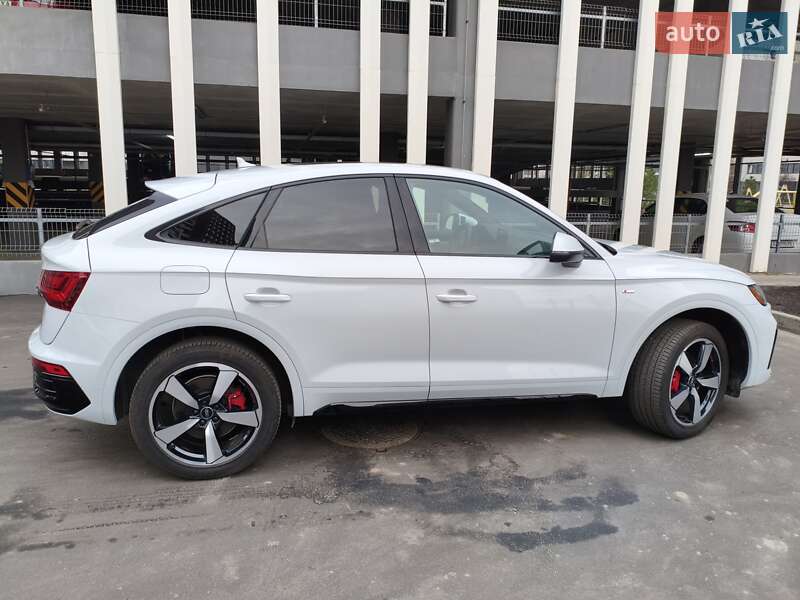 Внедорожник / Кроссовер Audi Q5 Sportback 2024 в Киеве