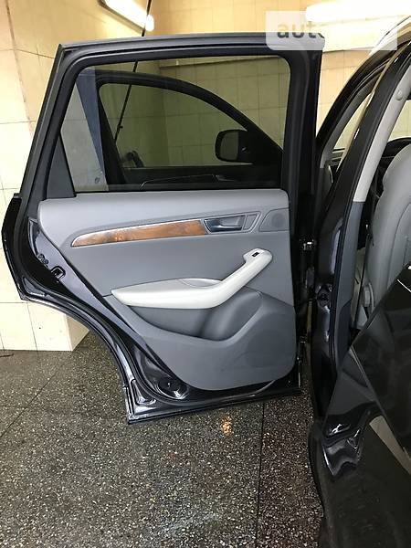 Внедорожник / Кроссовер Audi Q5 2010 в Тячеве