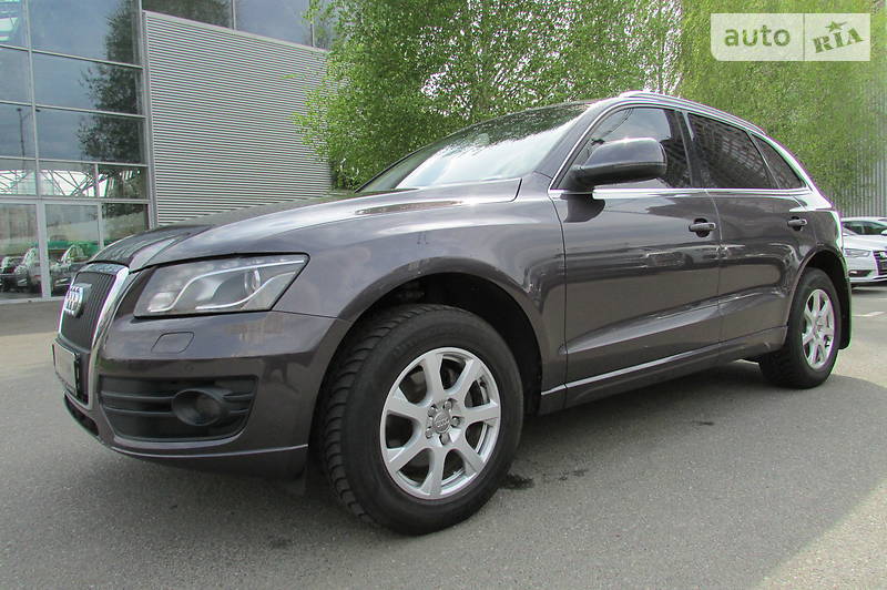 Audi Q5 2010 года