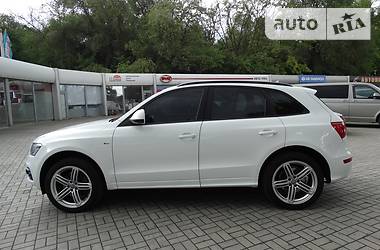 Внедорожник / Кроссовер Audi Q5 2010 в Днепре