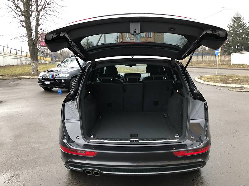 Позашляховик / Кросовер Audi Q5 2012 в Луцьку