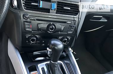 Позашляховик / Кросовер Audi Q5 2011 в 