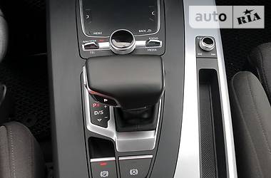 Позашляховик / Кросовер Audi Q5 2017 в 