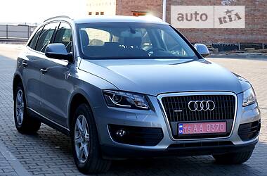 Позашляховик / Кросовер Audi Q5 2010 в 