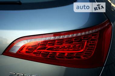 Позашляховик / Кросовер Audi Q5 2010 в 