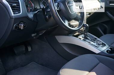 Позашляховик / Кросовер Audi Q5 2010 в 