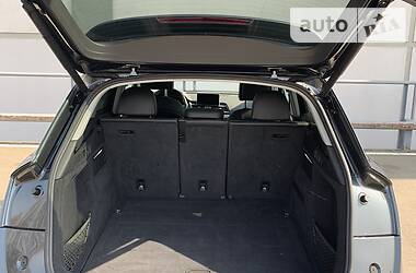 Позашляховик / Кросовер Audi Q5 2017 в 