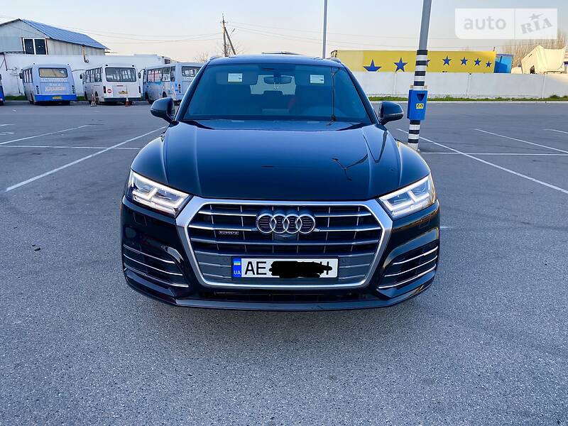 Позашляховик / Кросовер Audi Q5 2018 в Дніпрі