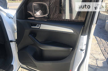 Позашляховик / Кросовер Audi Q5 2011 в 