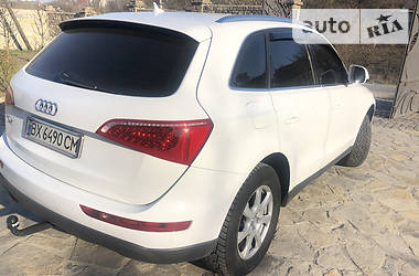 Позашляховик / Кросовер Audi Q5 2011 в 
