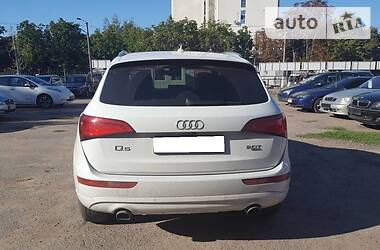 Позашляховик / Кросовер Audi Q5 2015 в 