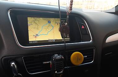 Позашляховик / Кросовер Audi Q5 2010 в 