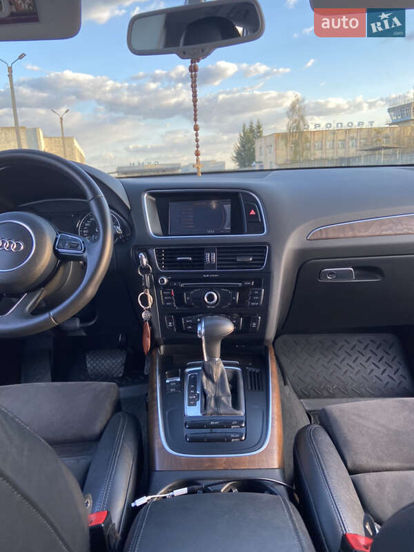 Внедорожник / Кроссовер Audi Q5 2012 в Сумах