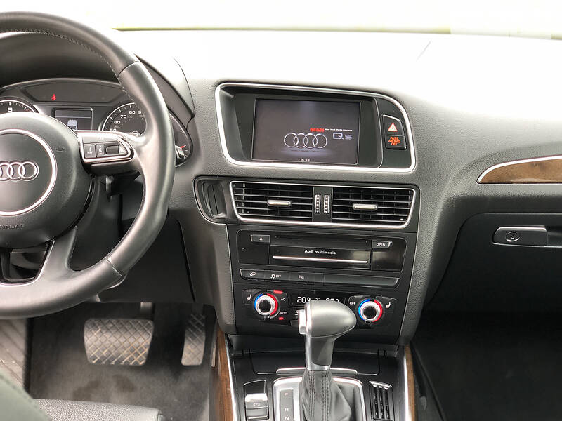 Позашляховик / Кросовер Audi Q5 2013 в Дніпрі