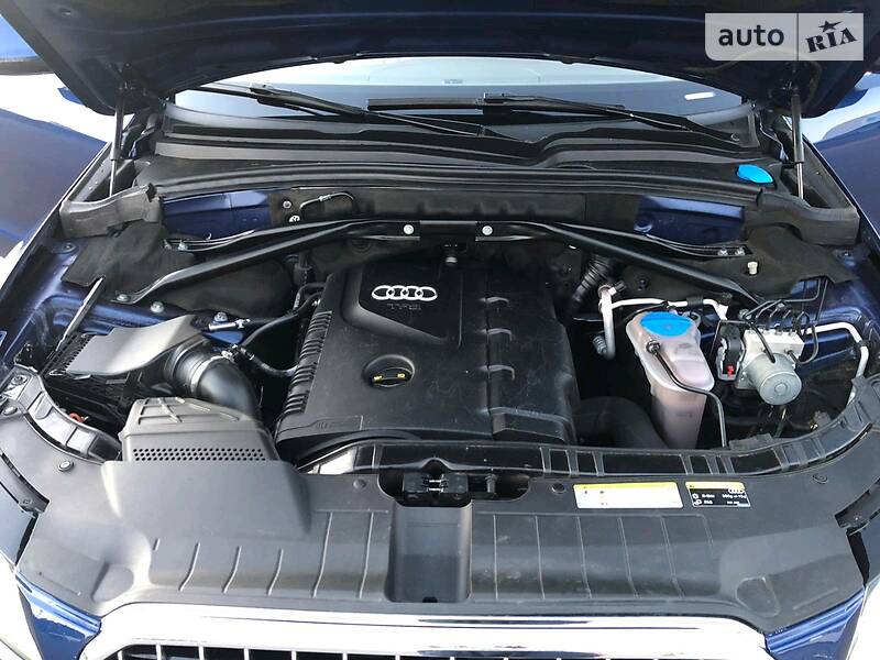 Позашляховик / Кросовер Audi Q5 2015 в Львові