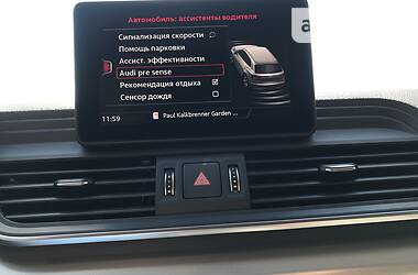 Позашляховик / Кросовер Audi Q5 2017 в Чернівцях