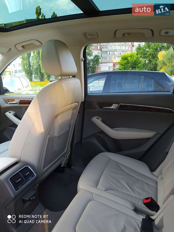 Позашляховик / Кросовер Audi Q5 2012 в Сумах