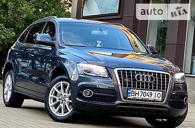 Внедорожник / Кроссовер Audi Q5 2010 в Одессе