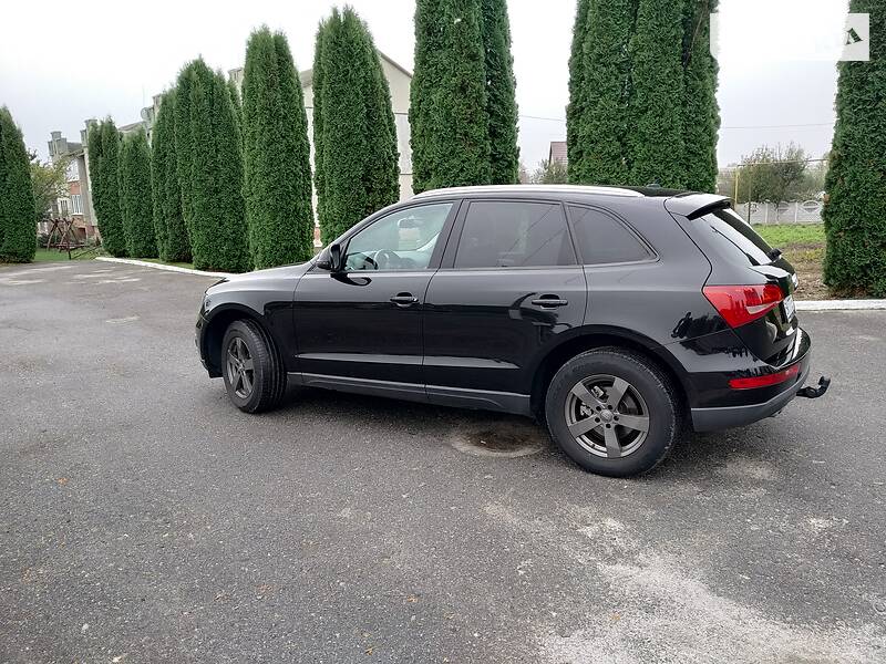 Внедорожник / Кроссовер Audi Q5 2010 в Дубно