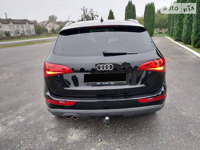 Внедорожник / Кроссовер Audi Q5 2010 в Дубно