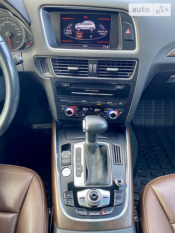 Позашляховик / Кросовер Audi Q5 2014 в Львові