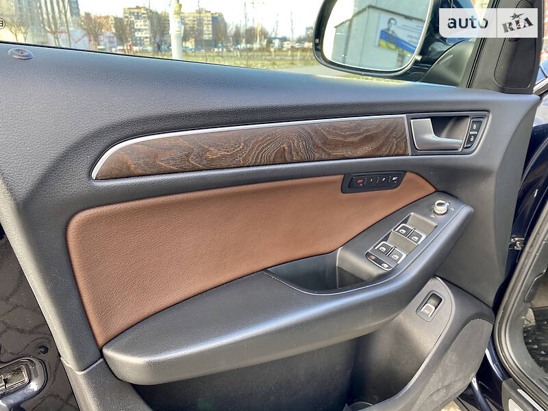 Позашляховик / Кросовер Audi Q5 2014 в Львові