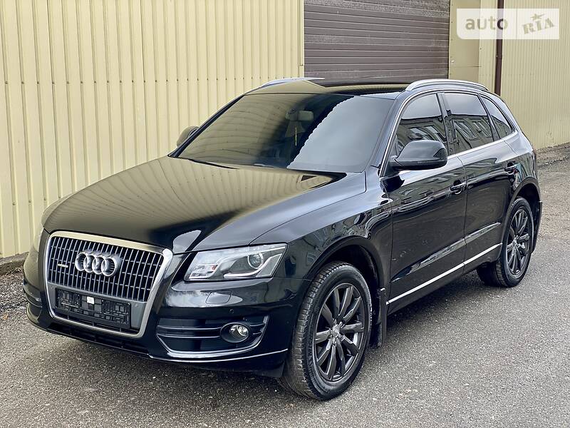 Позашляховик / Кросовер Audi Q5 2010 в Києві