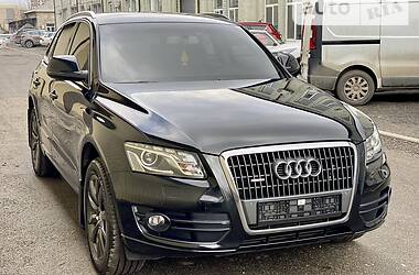 Позашляховик / Кросовер Audi Q5 2010 в 