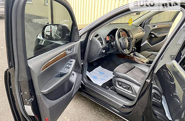 Позашляховик / Кросовер Audi Q5 2010 в 